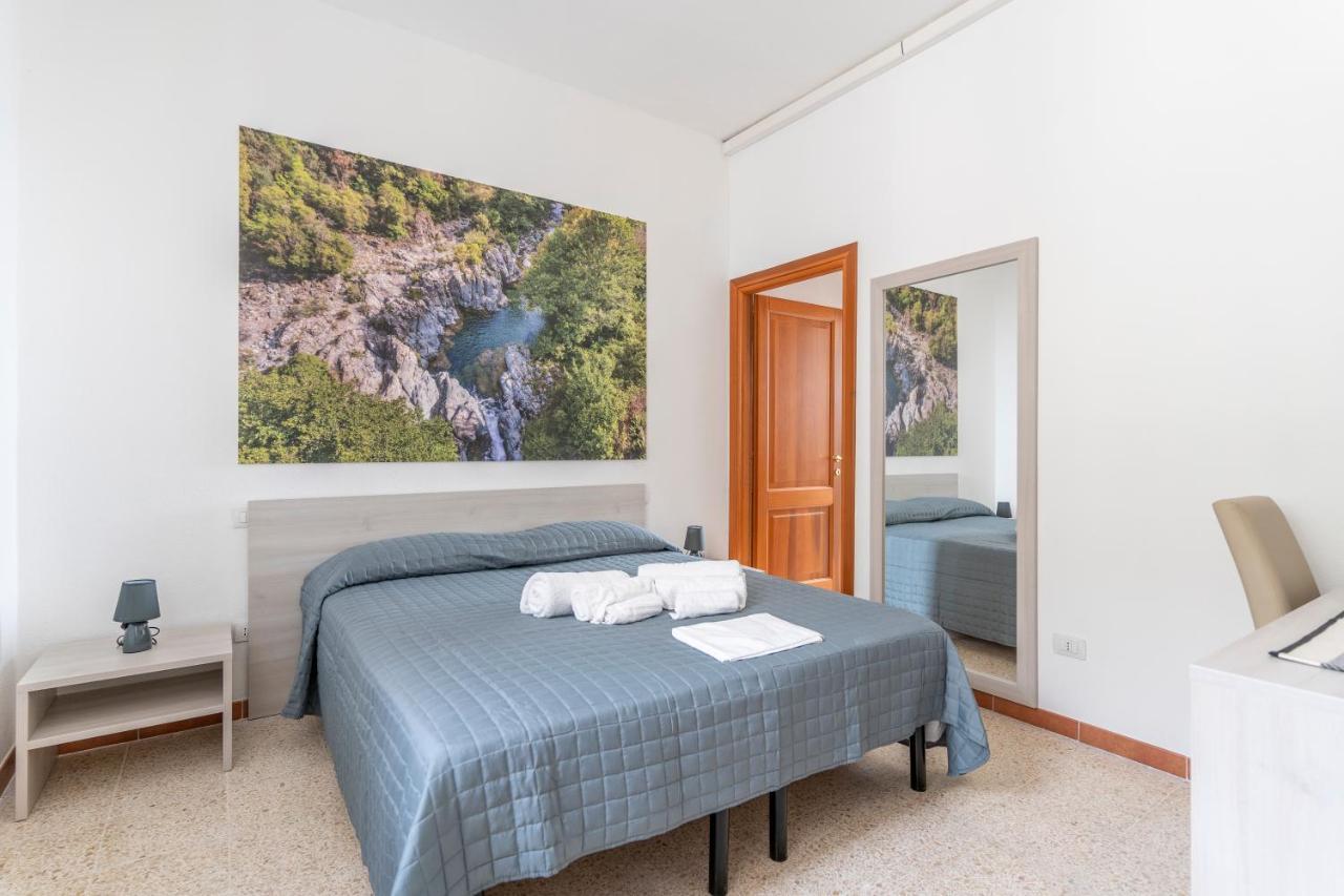 Hotel Dei Tacchi Osini Екстериор снимка